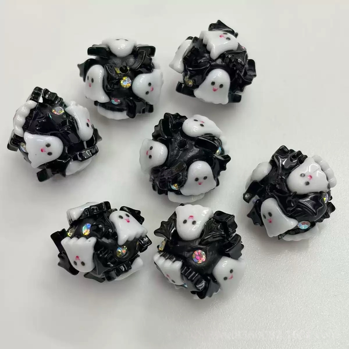 18mm pack of 50 heavy-duty ceramic flower beads for Halloween beaded jewelry, DIY accessories, phone chain beads, pen keychains