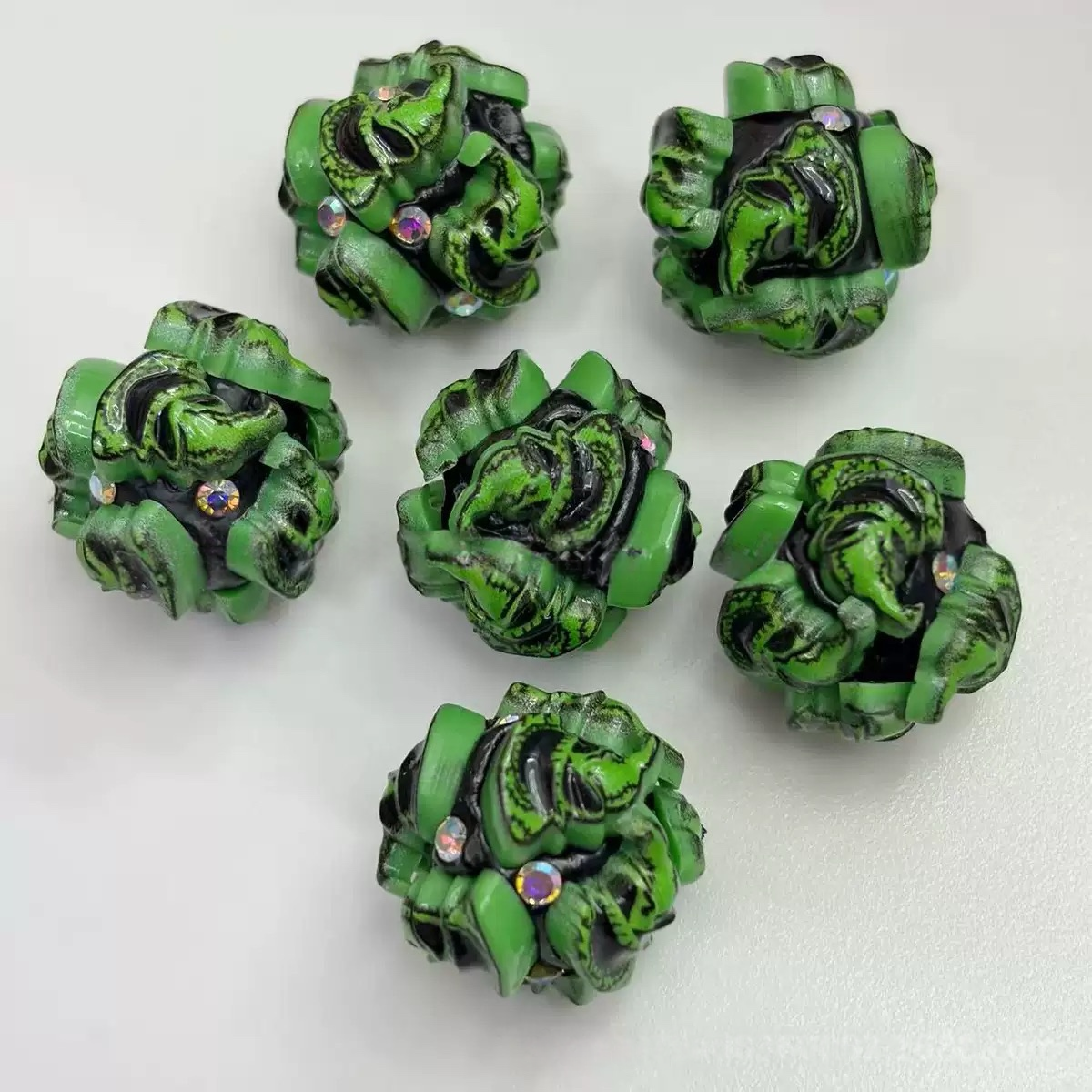 18mm pack of 50 heavy-duty ceramic flower beads for Halloween beaded jewelry, DIY accessories, phone chain beads, pen keychains