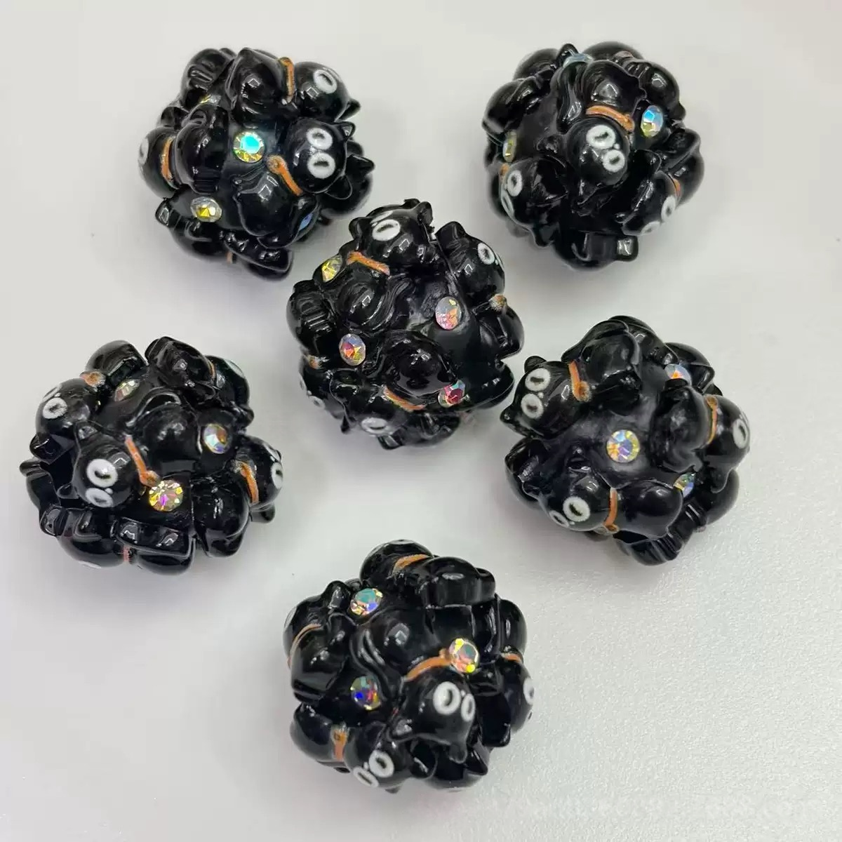 18mm pack of 50 heavy-duty ceramic flower beads for Halloween beaded jewelry, DIY accessories, phone chain beads, pen keychains