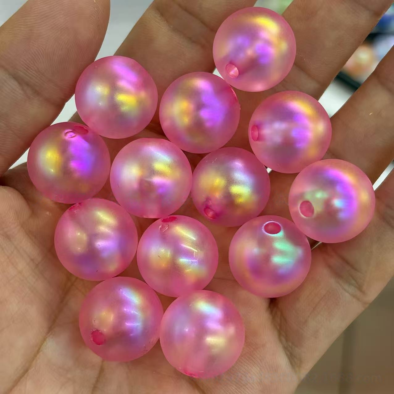 200Pcs 16mm Iridescent Plated Straight Hole Beads, DIY Jewelry Making Supplies for Phone Chain, Keychain, Bag Charm, Bead Pen