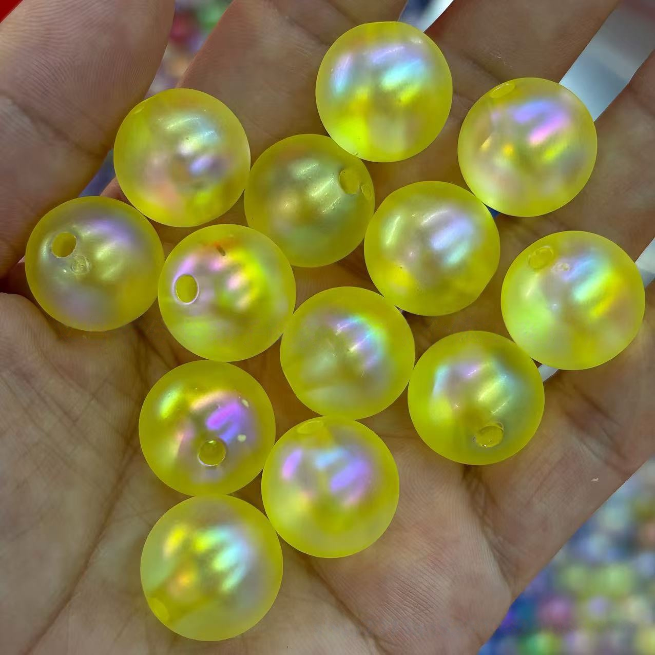 200Pcs 16mm Iridescent Plated Straight Hole Beads, DIY Jewelry Making Supplies for Phone Chain, Keychain, Bag Charm, Bead Pen